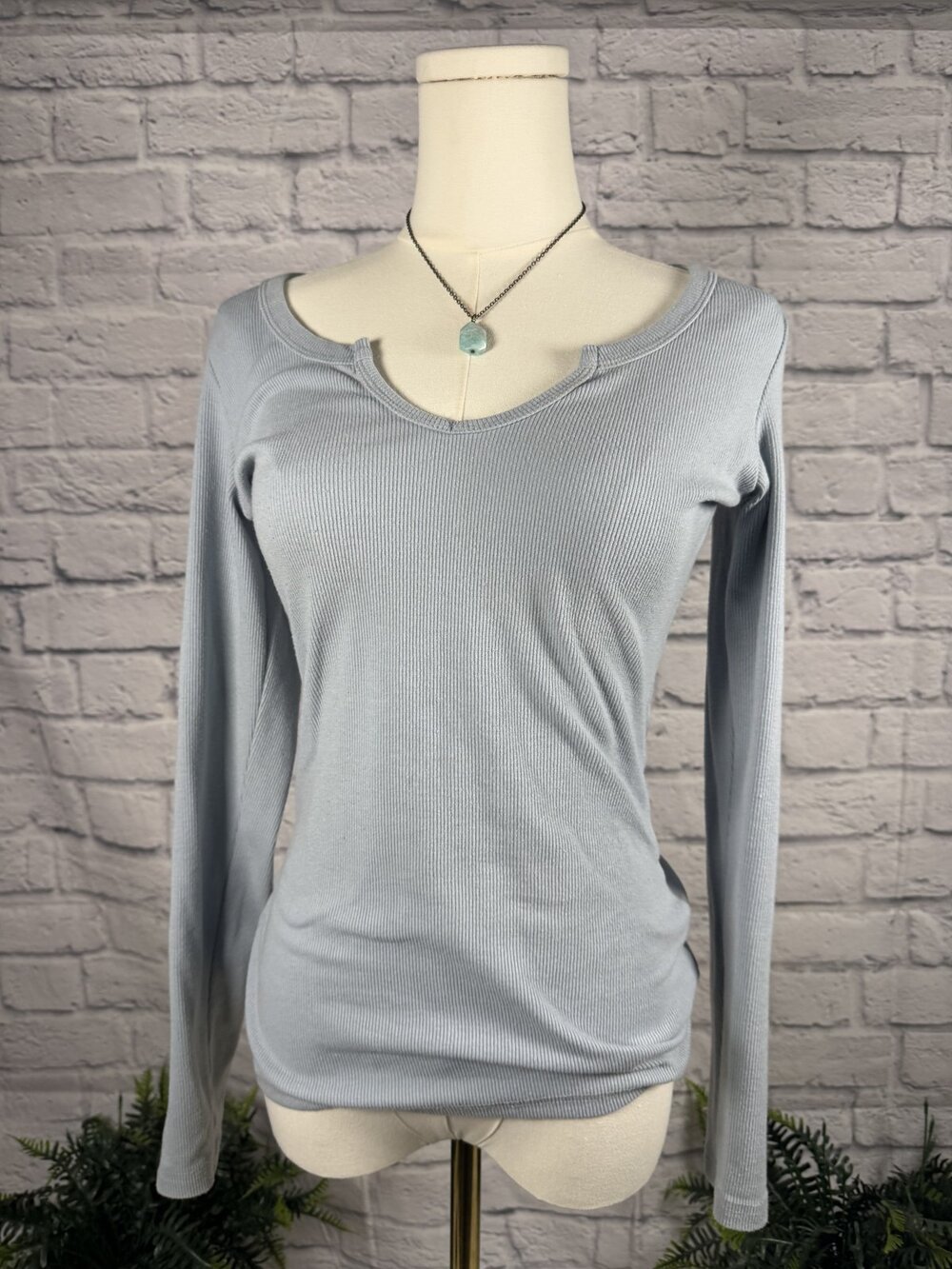 Dusty Blue Ribbed Long Sleeve Notch Neck Top M Fitted Basic Layering Tee